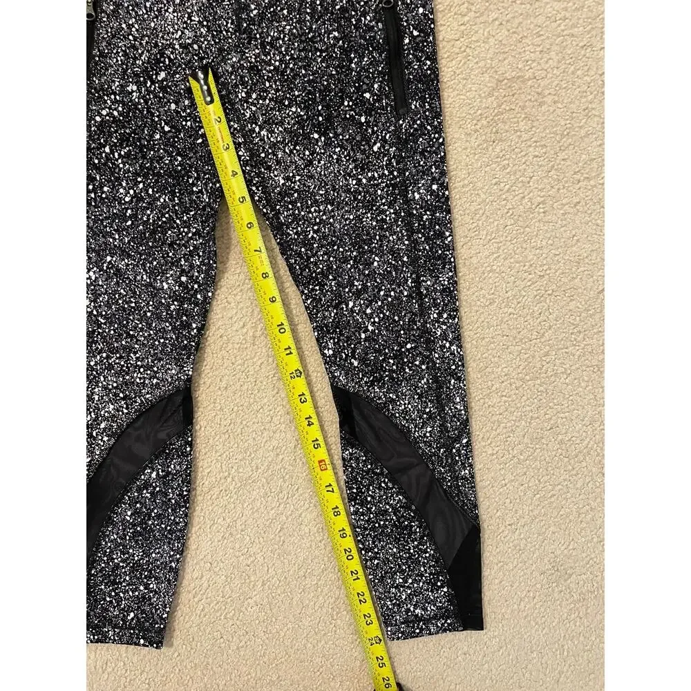 Lululemon Lot Size 6 Bundle of 8 Pieces Women’s Athletic Gym Wear Leggings Tops